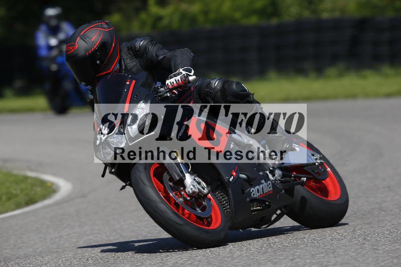 /Archiv-2024/29 12.06.2024 MOTO.CH Track Day ADR/Gruppe blau/58